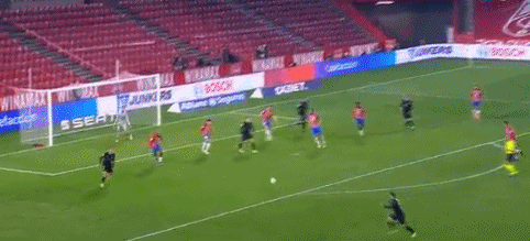 此消彼长！快船逆转尼克斯反超勇士，哈登29+6+6单节16分