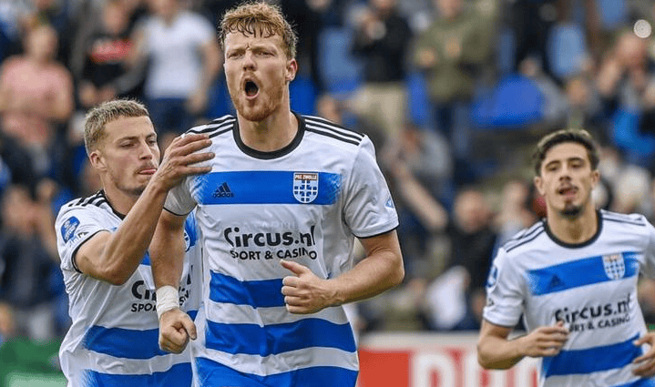 充满活力的 充满活力的